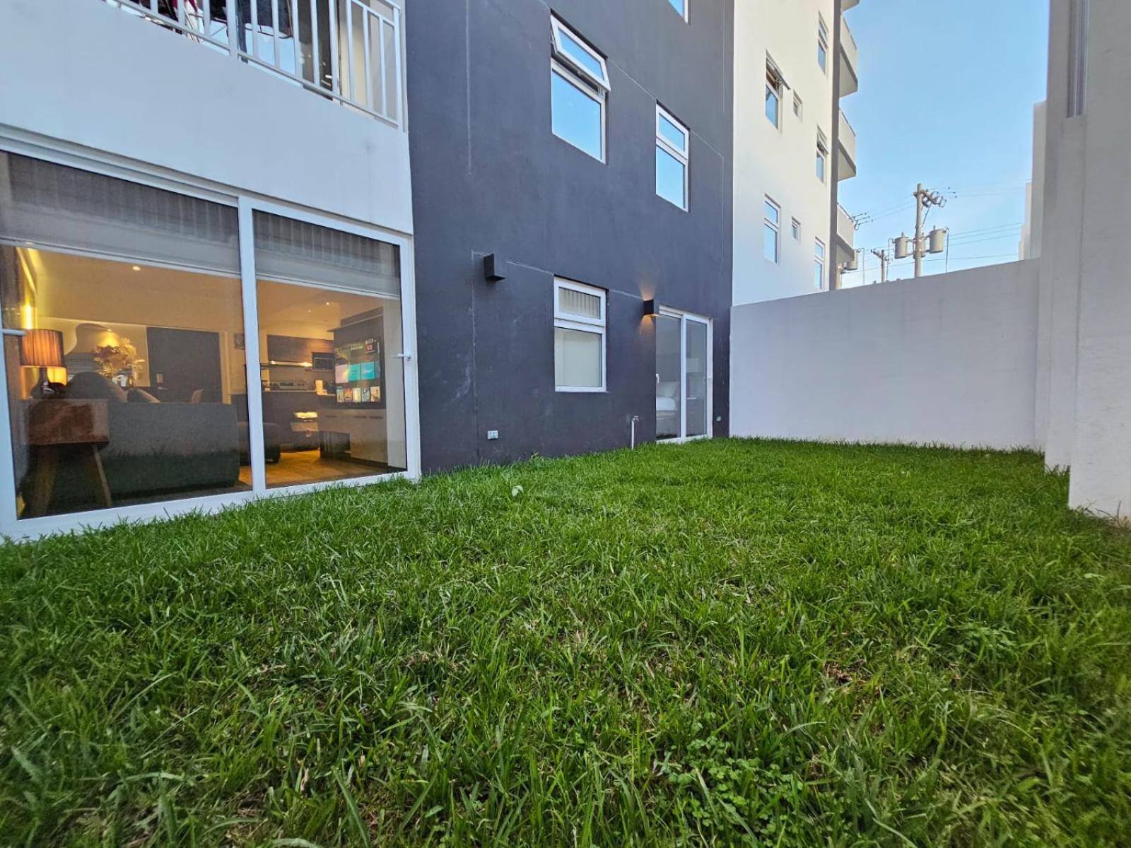Torre Pamplona 102-nuevo Y Centrico-apartamento גואטמלה