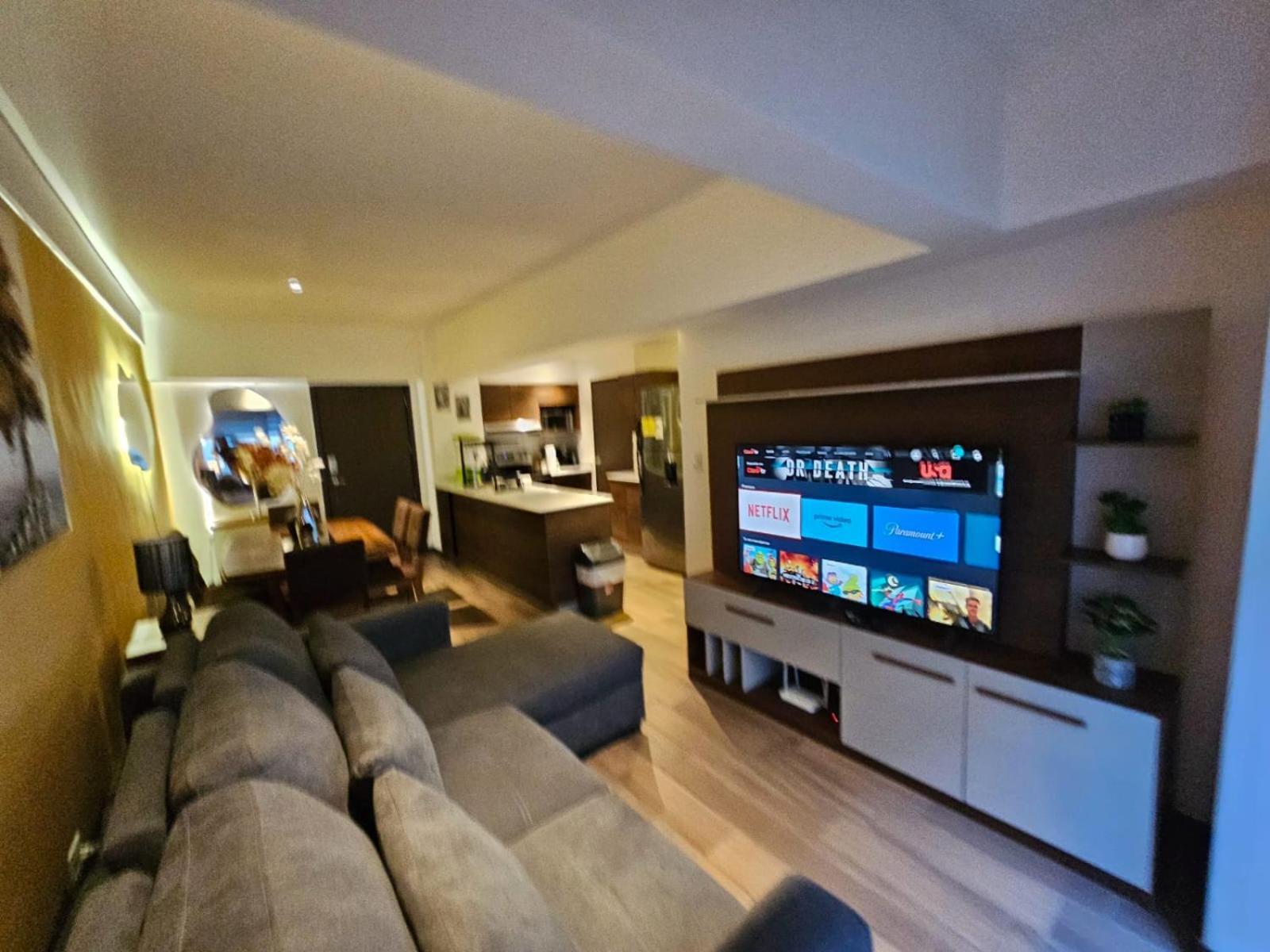 Torre Pamplona 102-nuevo Y Centrico-apartamento גואטמלה